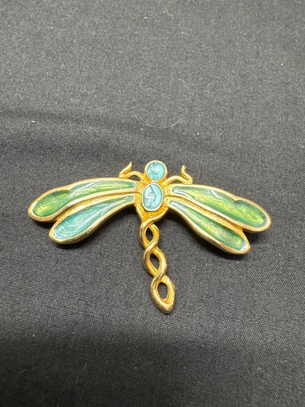 KC Kenneth Cole Dragonfly Brooch With Green Enamel & Gold-Tone Finish Twisted Ta